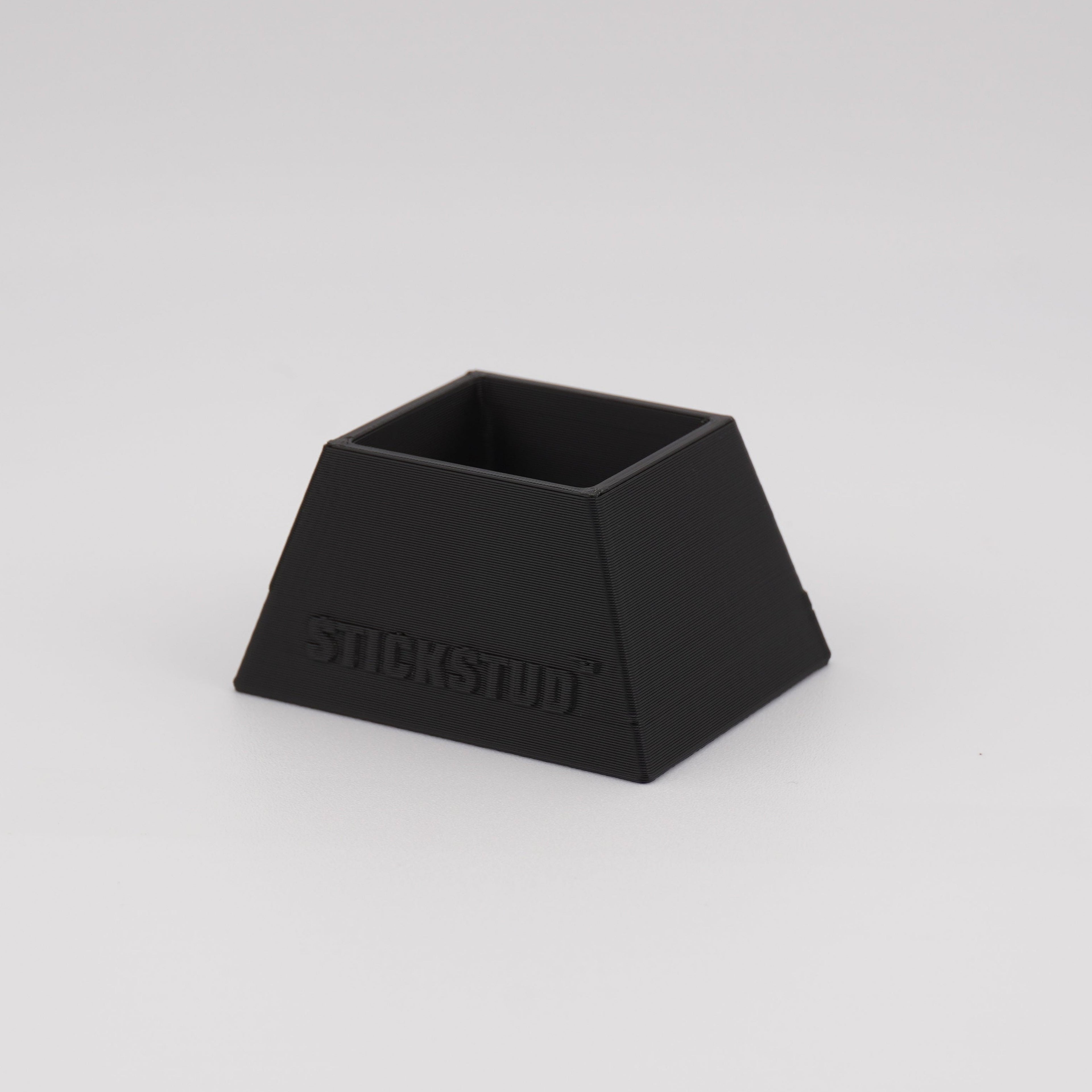 StickStud™ Box Pro Stand (4)
