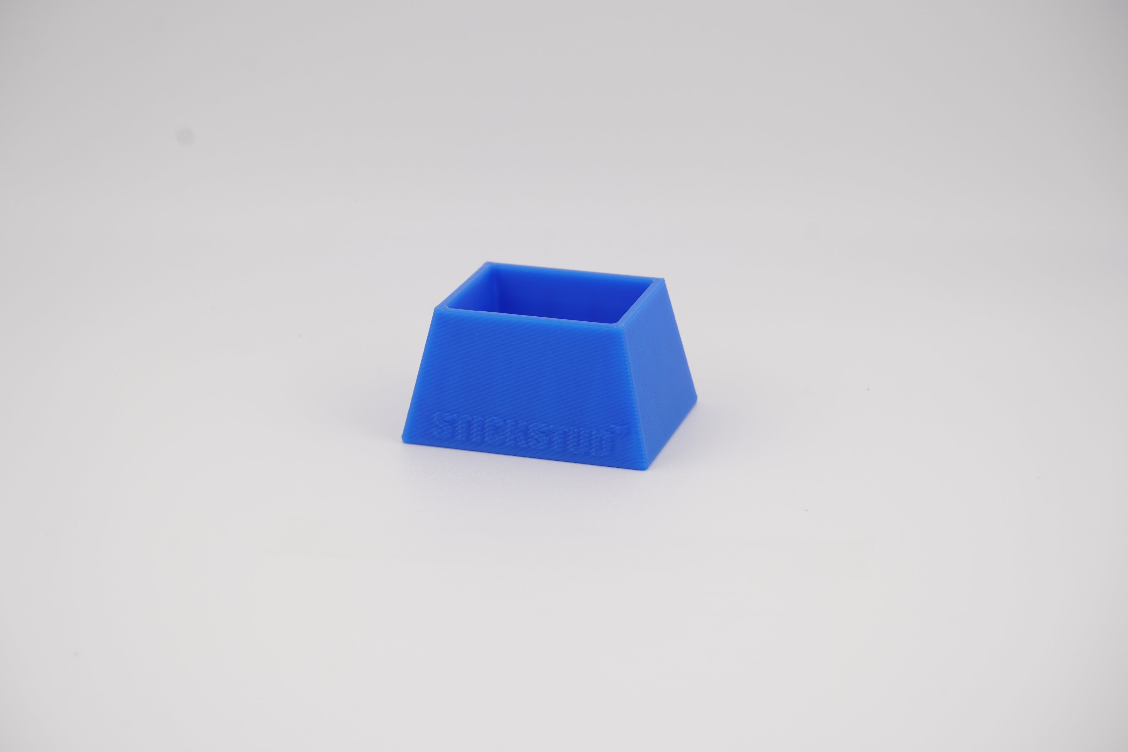 StickStud™ Box Plus Stand (4)