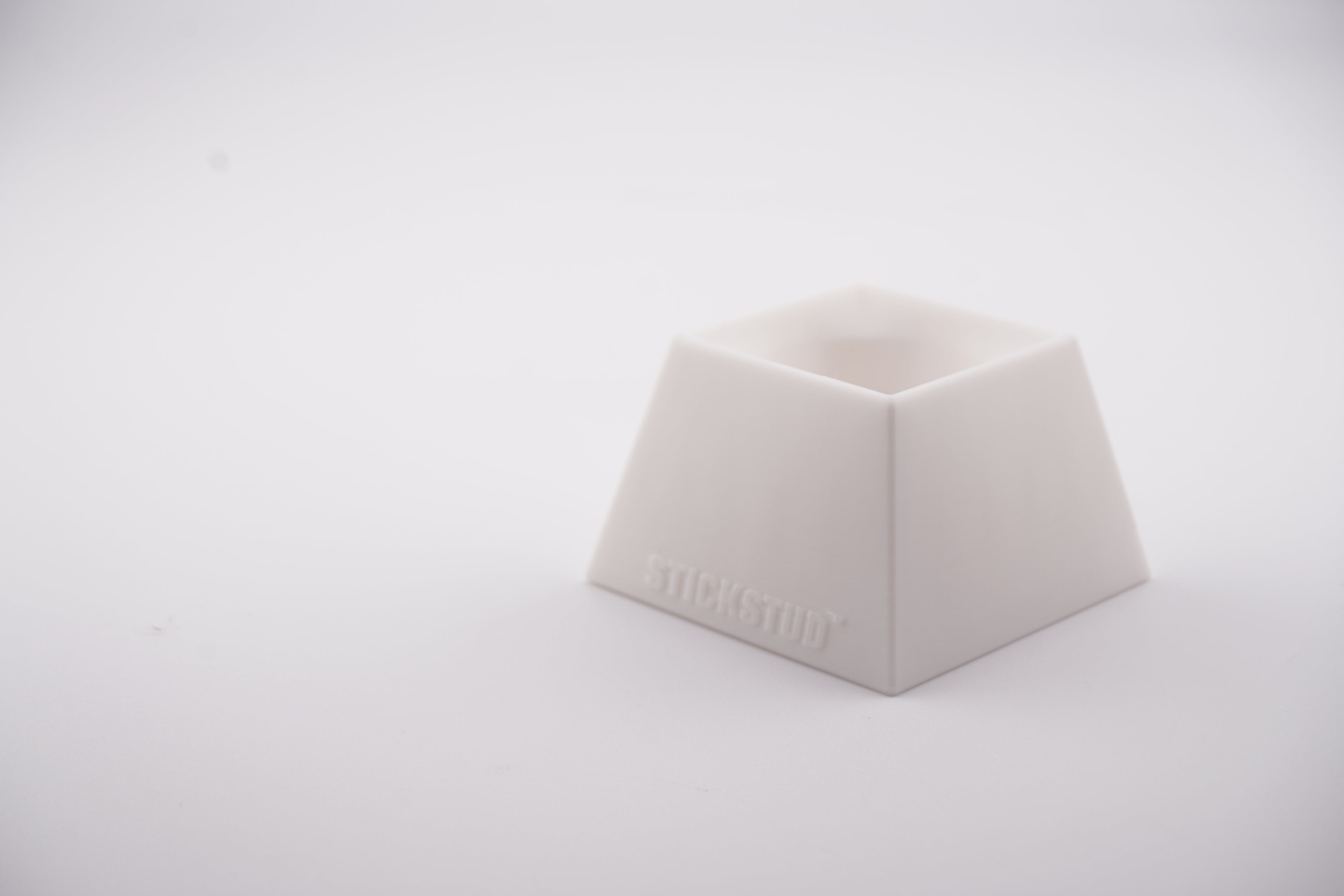 StickStud™ Round 30 (3)