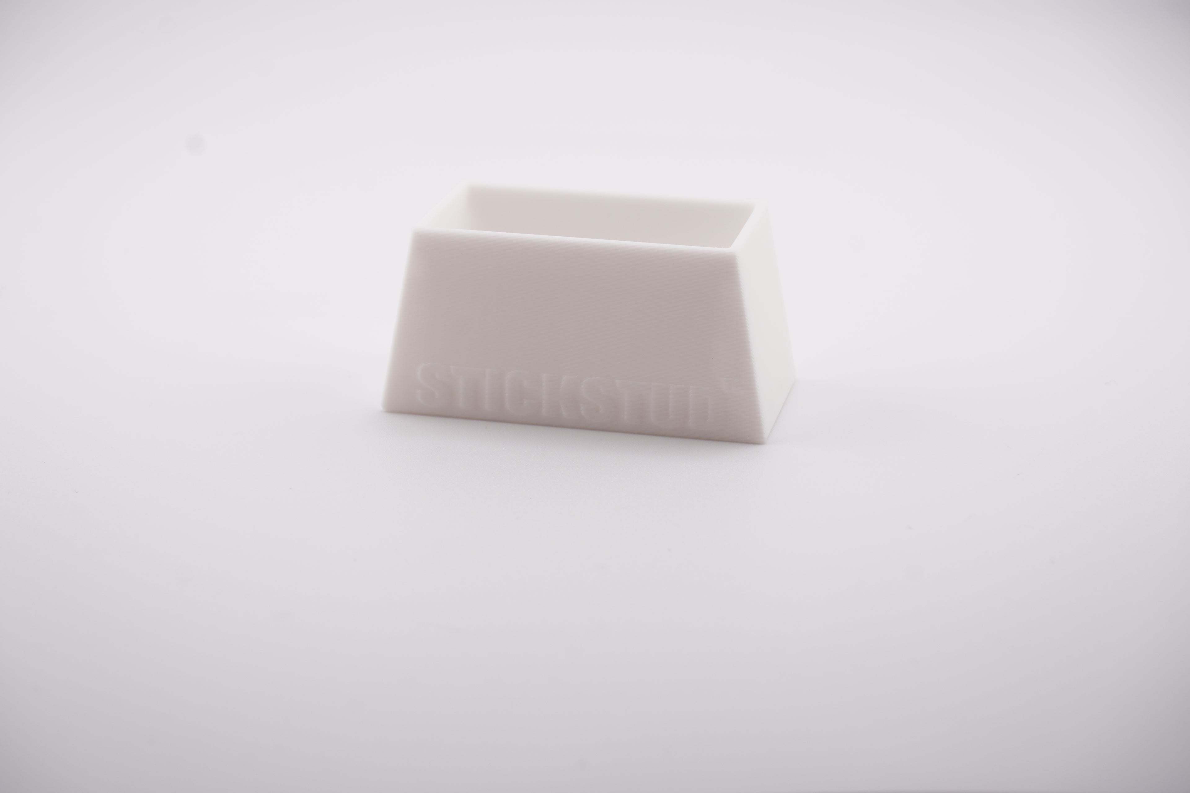 StickStud™ Hub 44 (3)