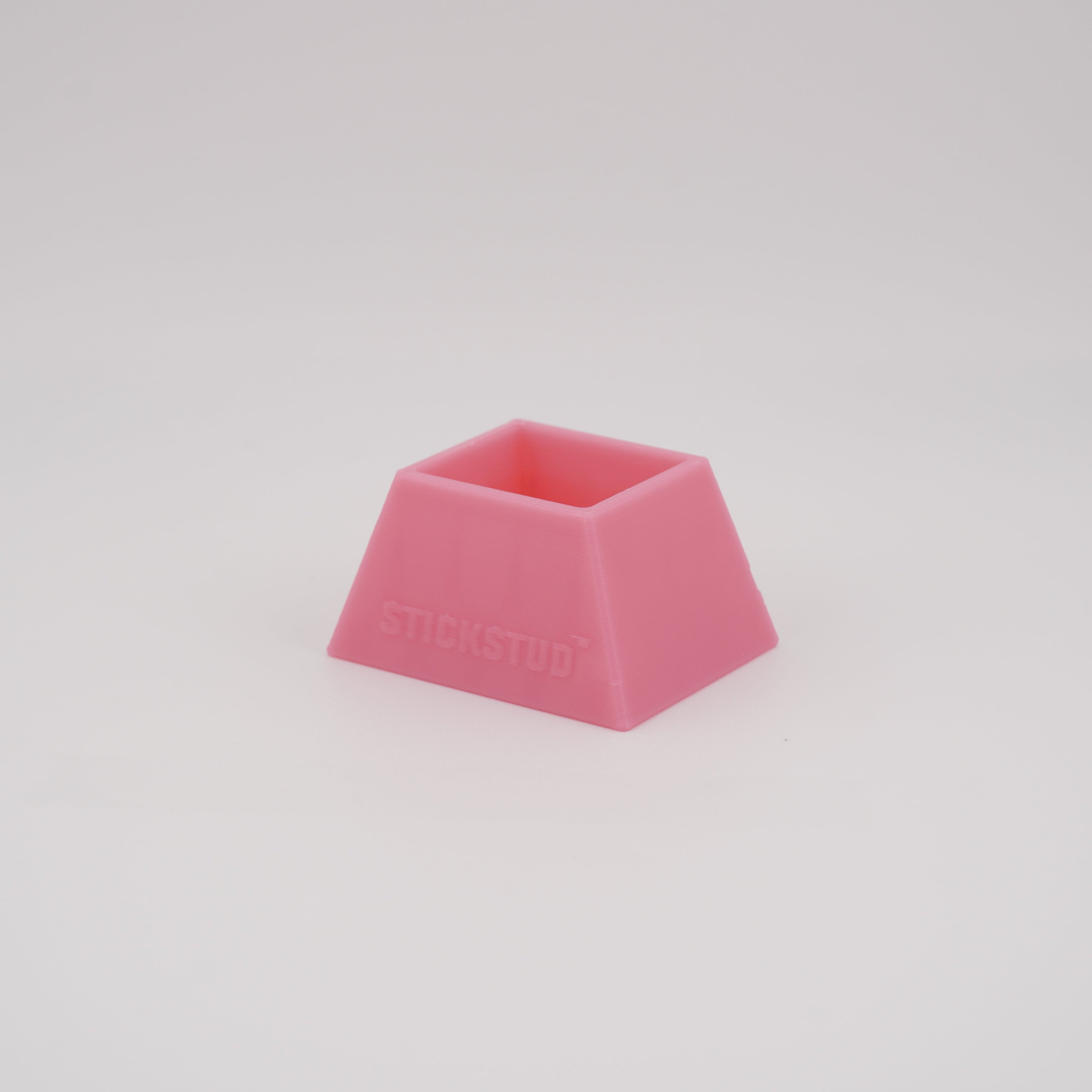 StickStud™ Box Pro Stand (4)