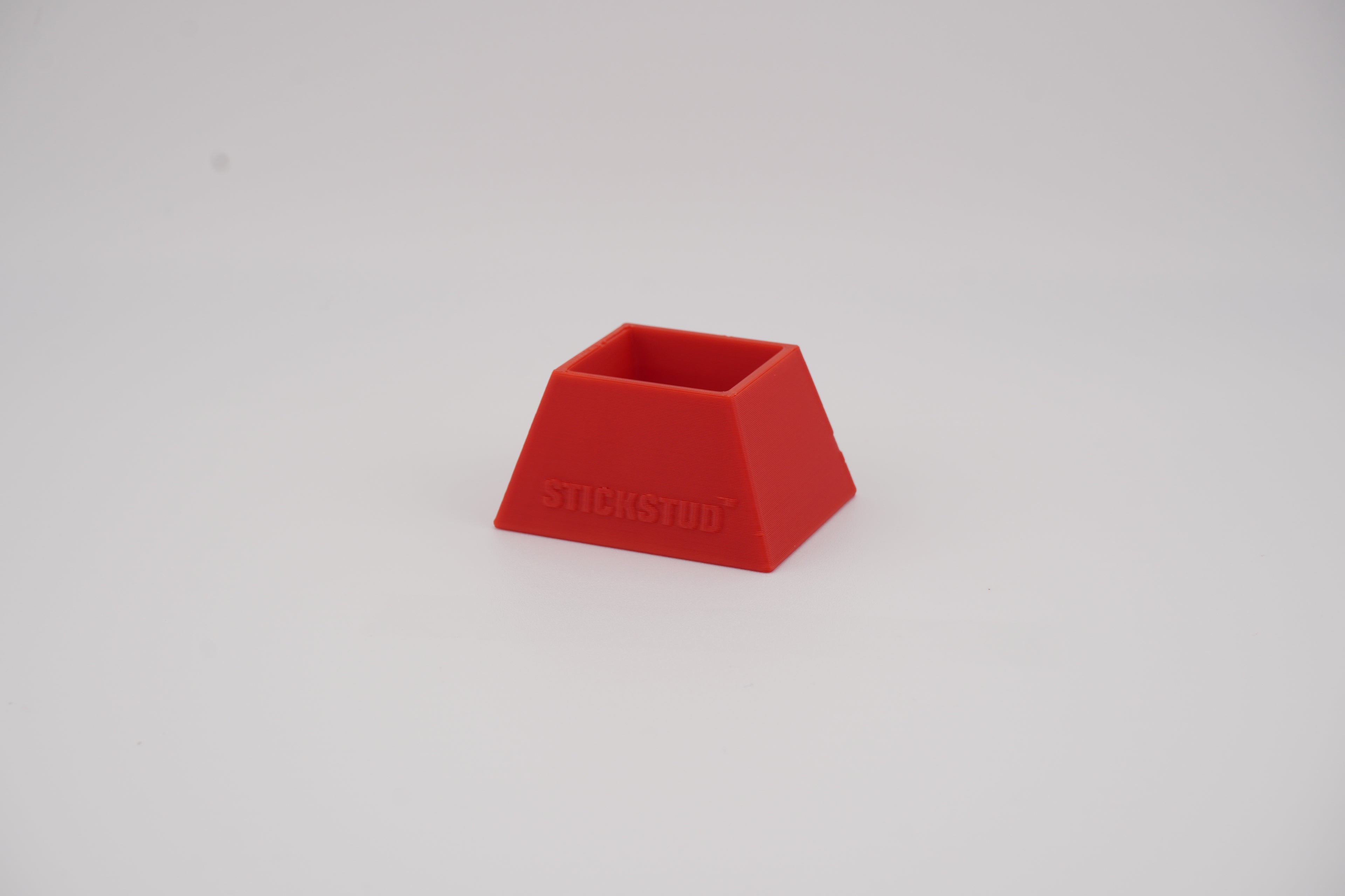 StickStud™ Box Pro Stand (4)