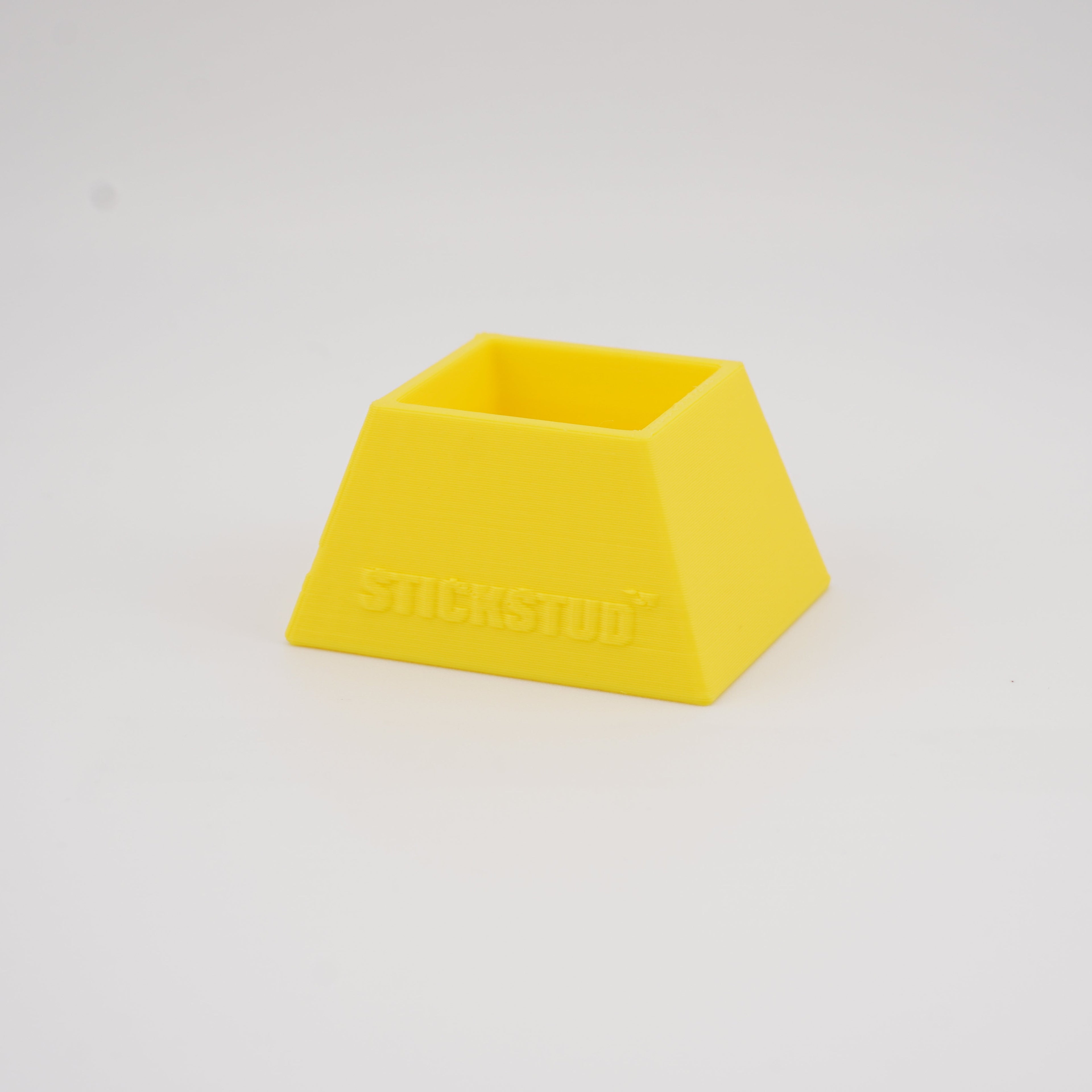 StickStud™ Box Pro Stand (4)